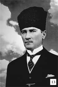 Gazi Mustafa Kemal kalpaklı resmi
