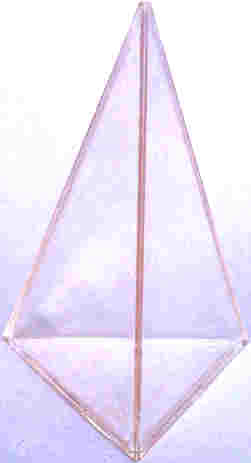 eşkenar üçgen piramit plastik şeffaf mika