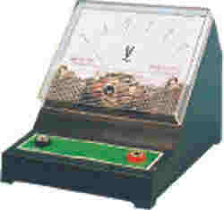 voltmetre (0-10 V DC) - voltmetre (0-250 V AC)